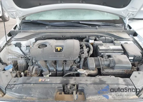 2020 Hyundai Elantra Value Edition z USA, uszkodzony, nr VIN KMHD84LF2LU022365